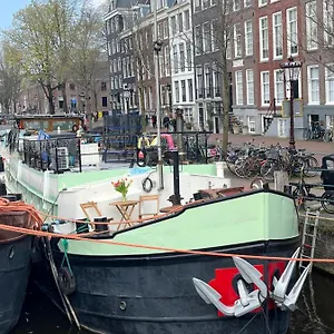 Skinny Bridge Houseboat Amstel View Apartment